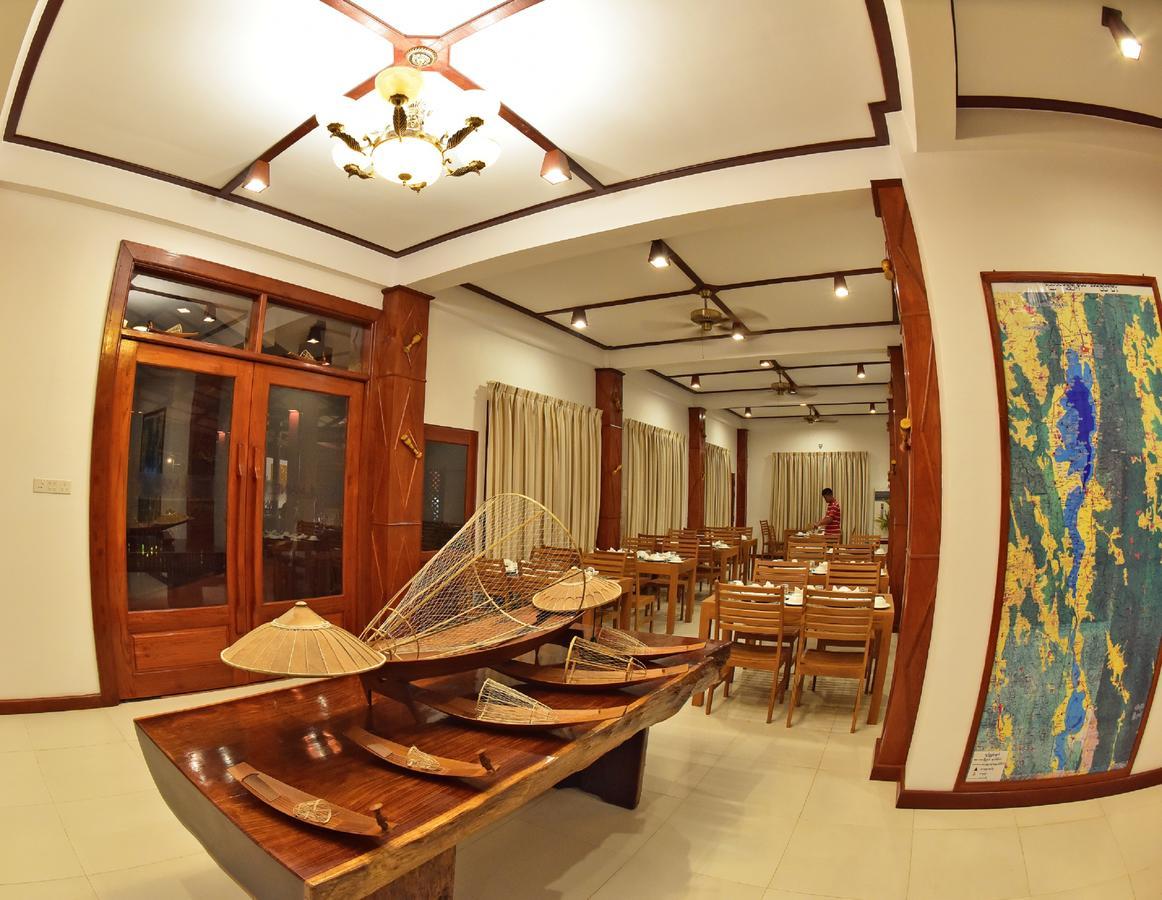 Hotel Maineli Няунг Шве Екстериор снимка