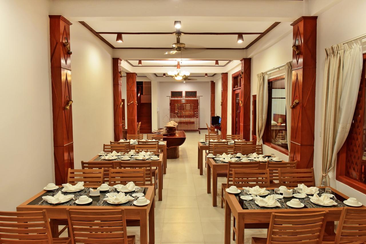 Hotel Maineli Няунг Шве Екстериор снимка